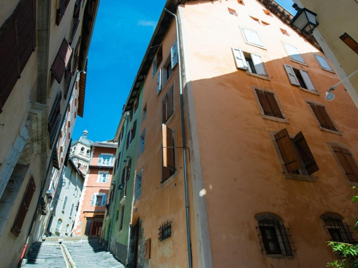 Charmant T3 Renove Au Coeur De Briancon - Ideal Pour 4, Bien Equipe, Proche Bus Et Parking - Fr-1-330C-102 Luaran gambar